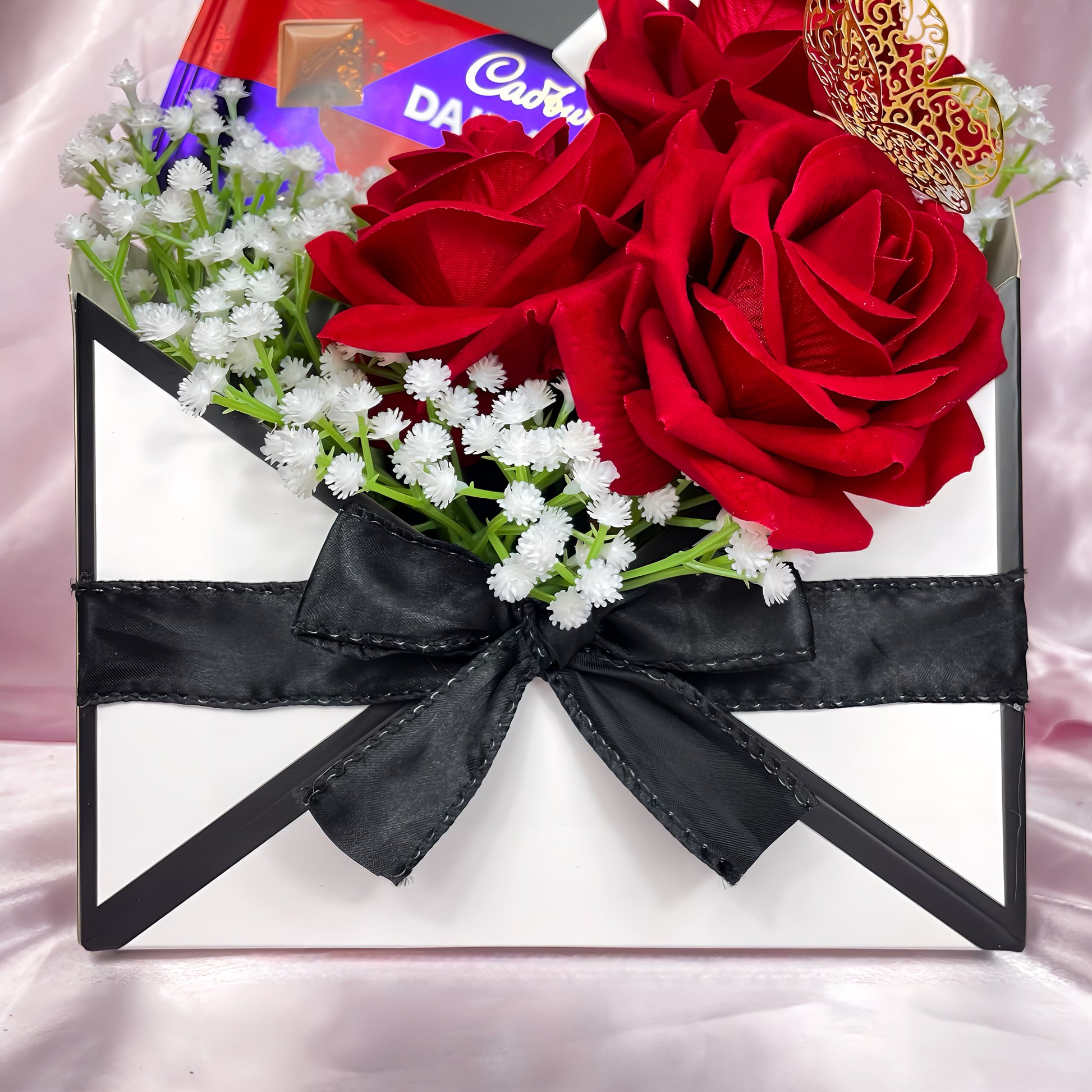Stunning Envelope Style Chocolate & Flower Arrangement - Inc. Cadbury Biscoff Chocolate Bar, 3x Red Forever Roses & Personalised Postcard