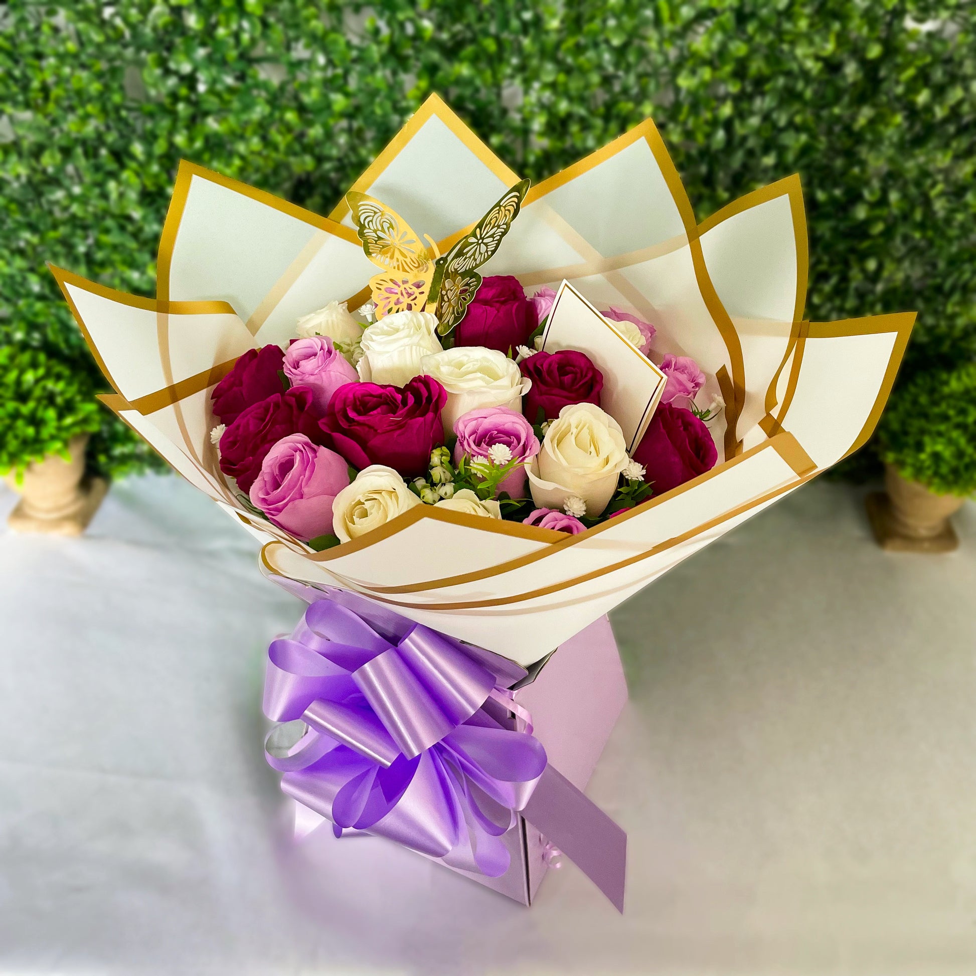 Make Your Own 24 Rose Box Bouquet - Perfect Petals UK